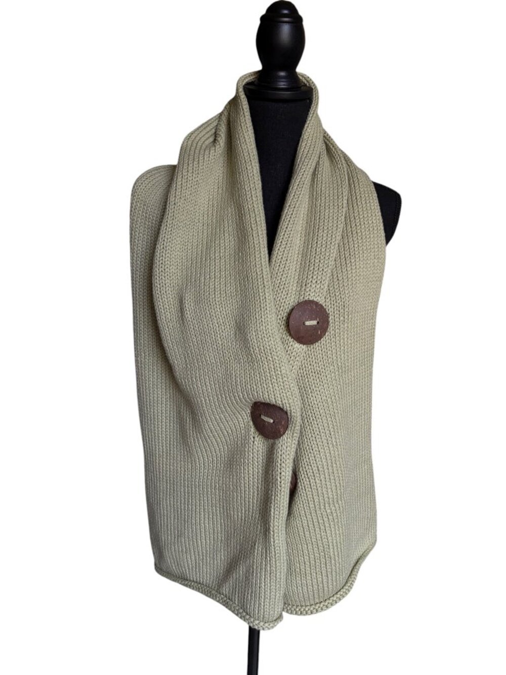Pure Accessories Handknit Cotton Scarf with Wooden Buttons (Green)